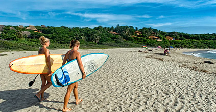 Surfing Pto escondido